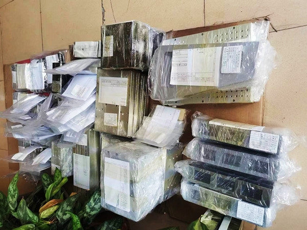 得人精工定制CNC零件制作完毕,保质保量完工,等待交货给客户